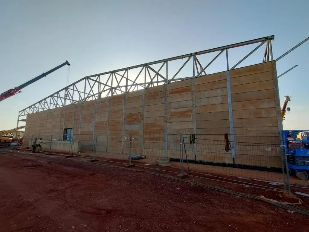 Gehärtetes Wirtschaftsgebäude — Aufnahme 03
